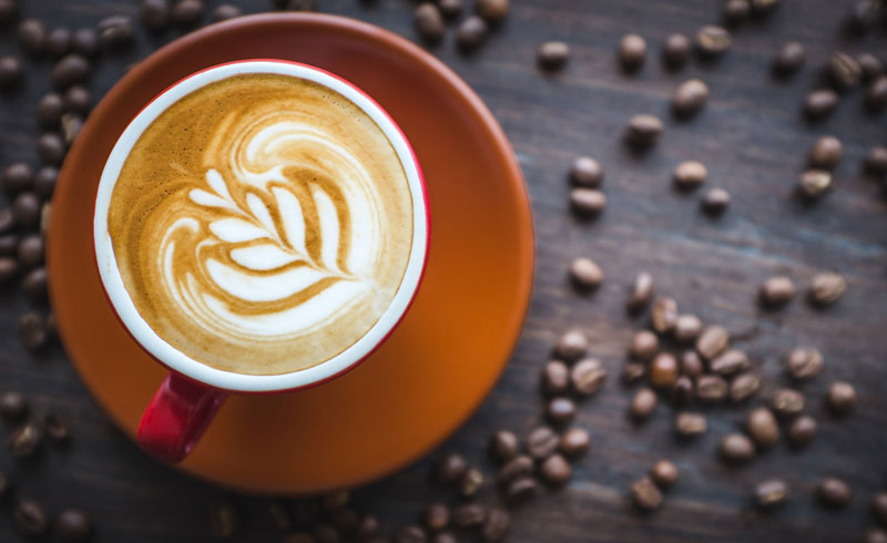 تفاوت لاته و فلت‌وایت – بررسی کامل + طرز تهیه